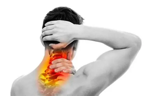 أفضل دكتور لعلاج ألم في الرقبة